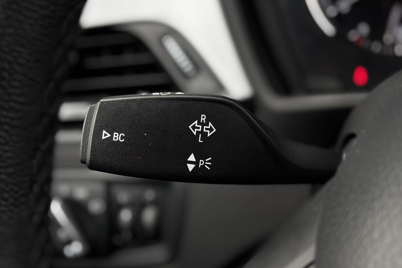 BMW X1 xDrive25e | Memory | Elektrische Klep | LED | Cruise Controle | 15x op voorraad !