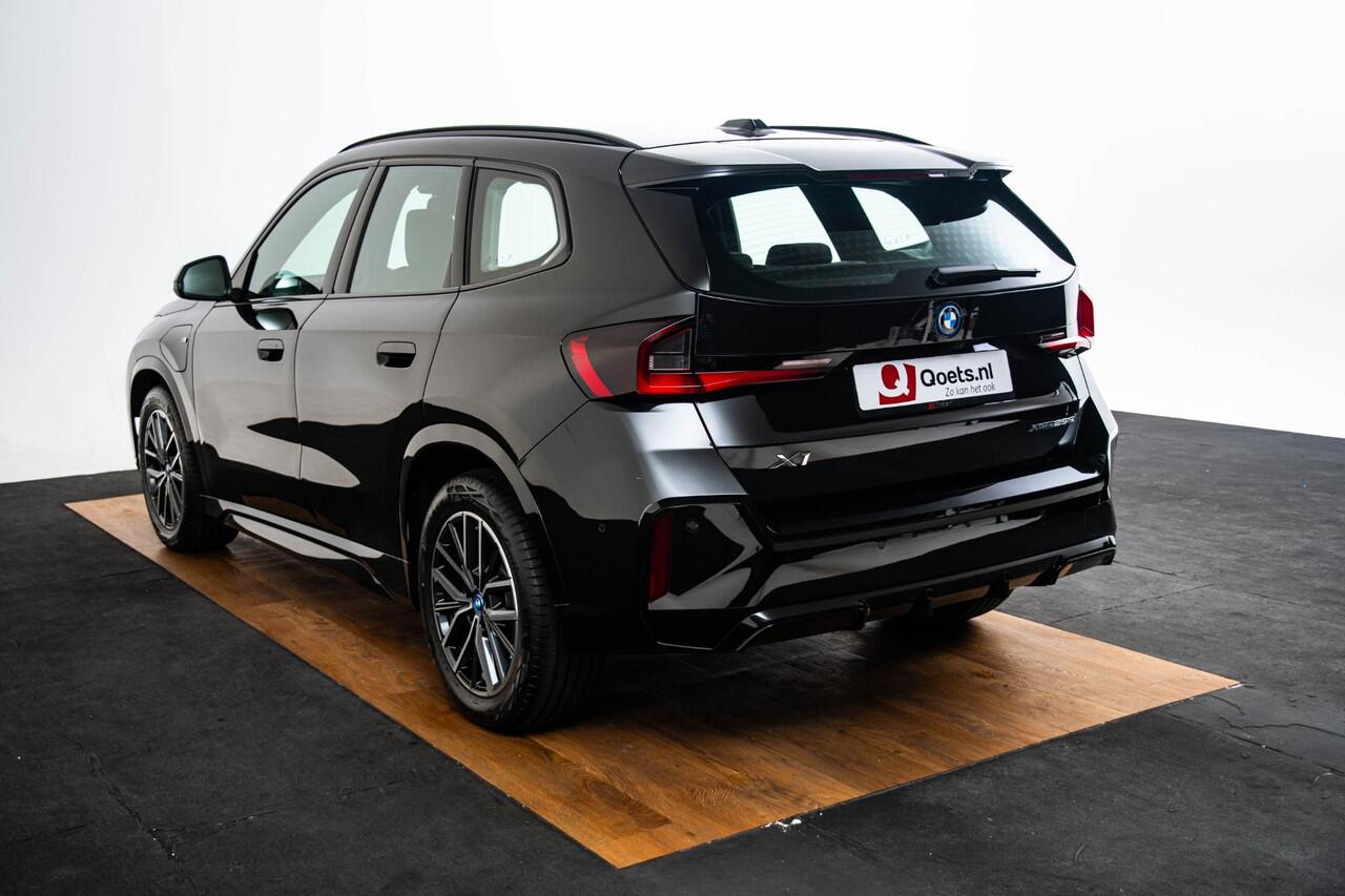 BMW X1 xDrive25e M Sport - Sportstoelen - Elektrisch verwarmde voorstoelen - Grootlichtassistent - Comfort Access - Driving Assistant Plus - Automatisch dimmende binnenspiegel - Adaptief M Onderstel -