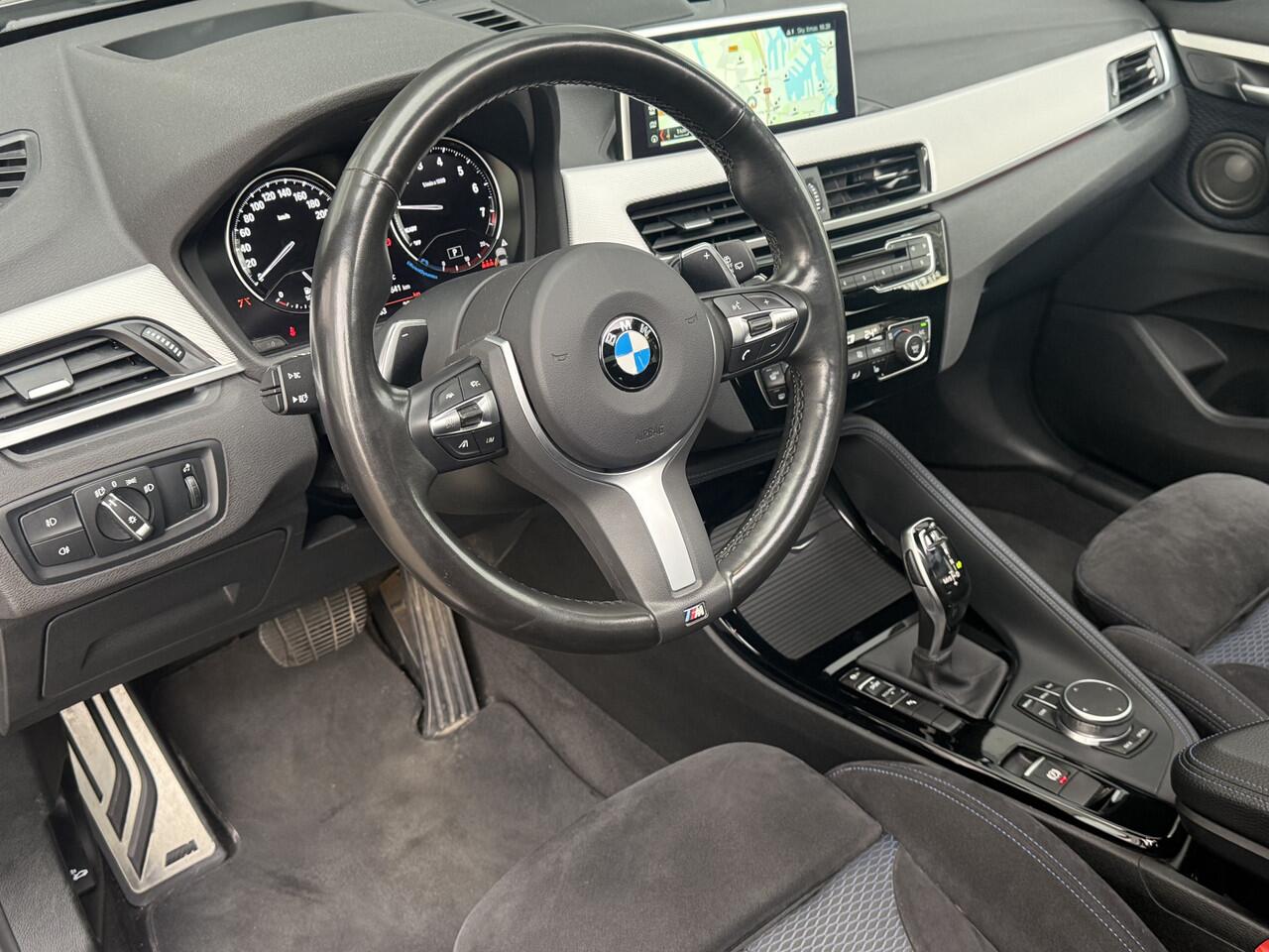 BMW X1 sDrive20i Executive M-SPORT M-SPORT,PANO,NAV/CAM,