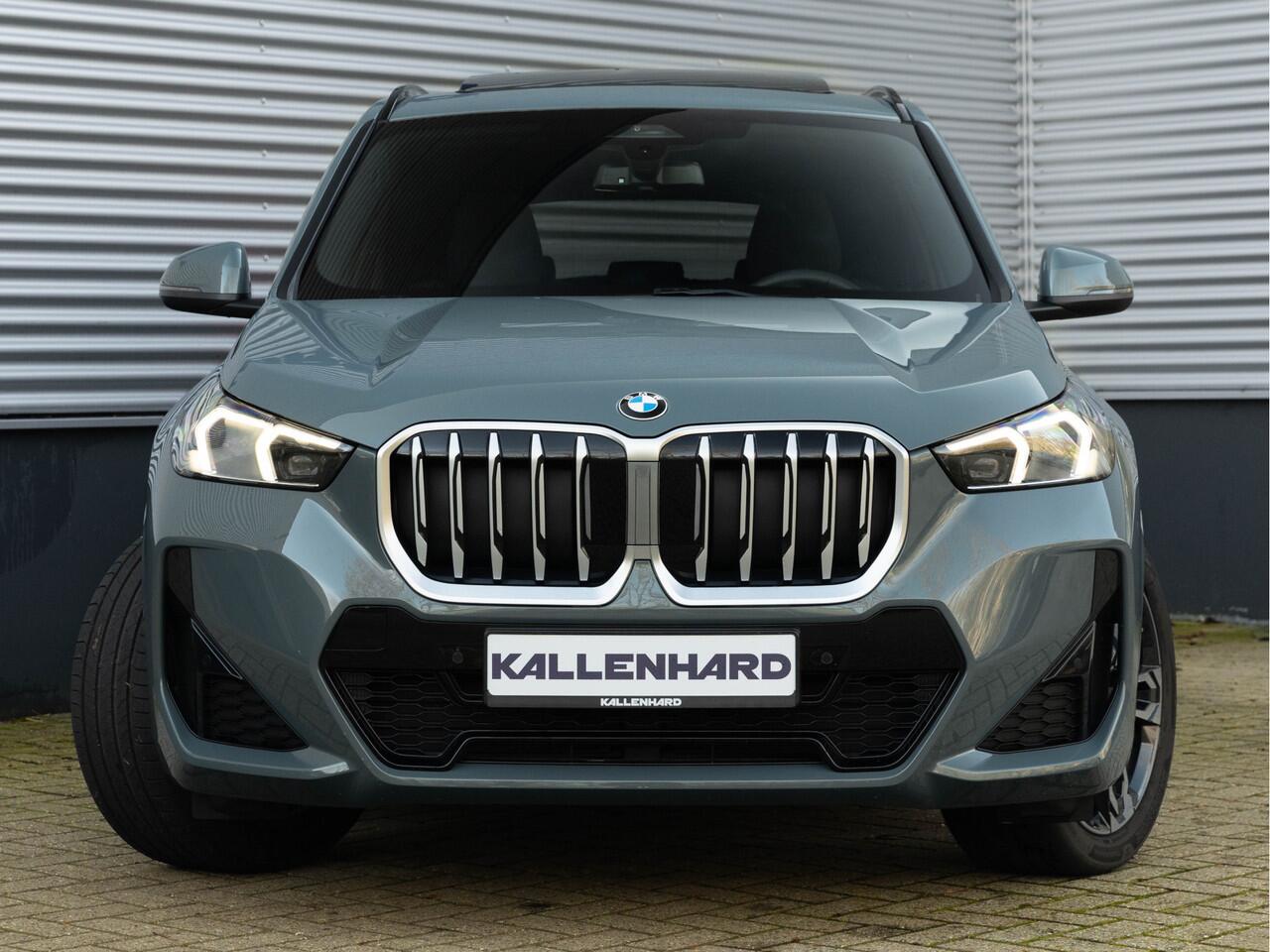 BMW X1 sDrive18i M-Sport - Pano - Trekhaak - ACC - Memoryzetel - Harman Kardon