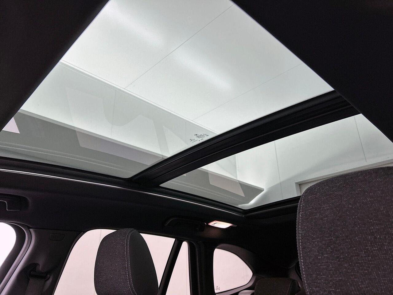 BMW X1 xDrive25e Exe.Ed. 221PK PLUG-In M Sport PANORAMADAK | AD-CRUISE | CAMERA