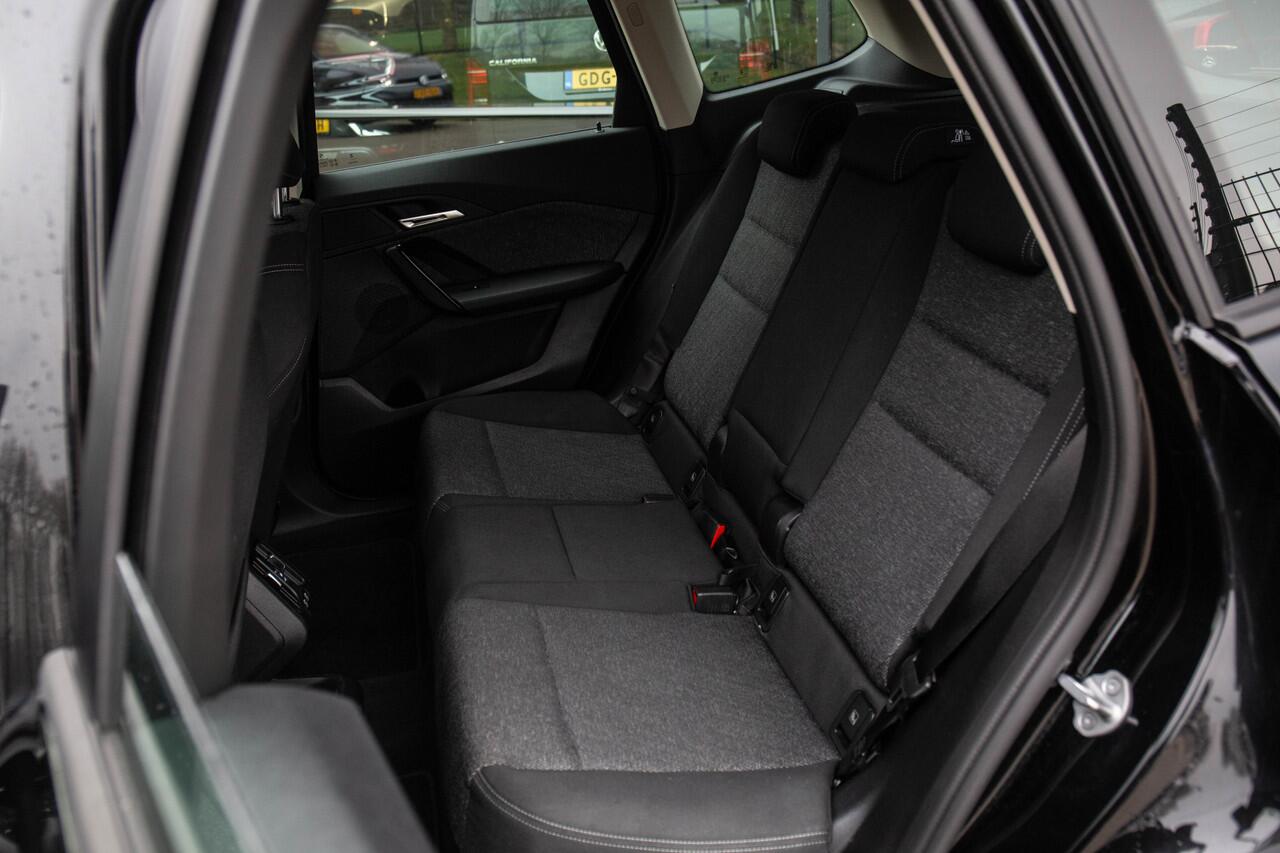 BMW X1 xDrive25e Nieuw model , Achterruitrijcamera, Elek. achterklep