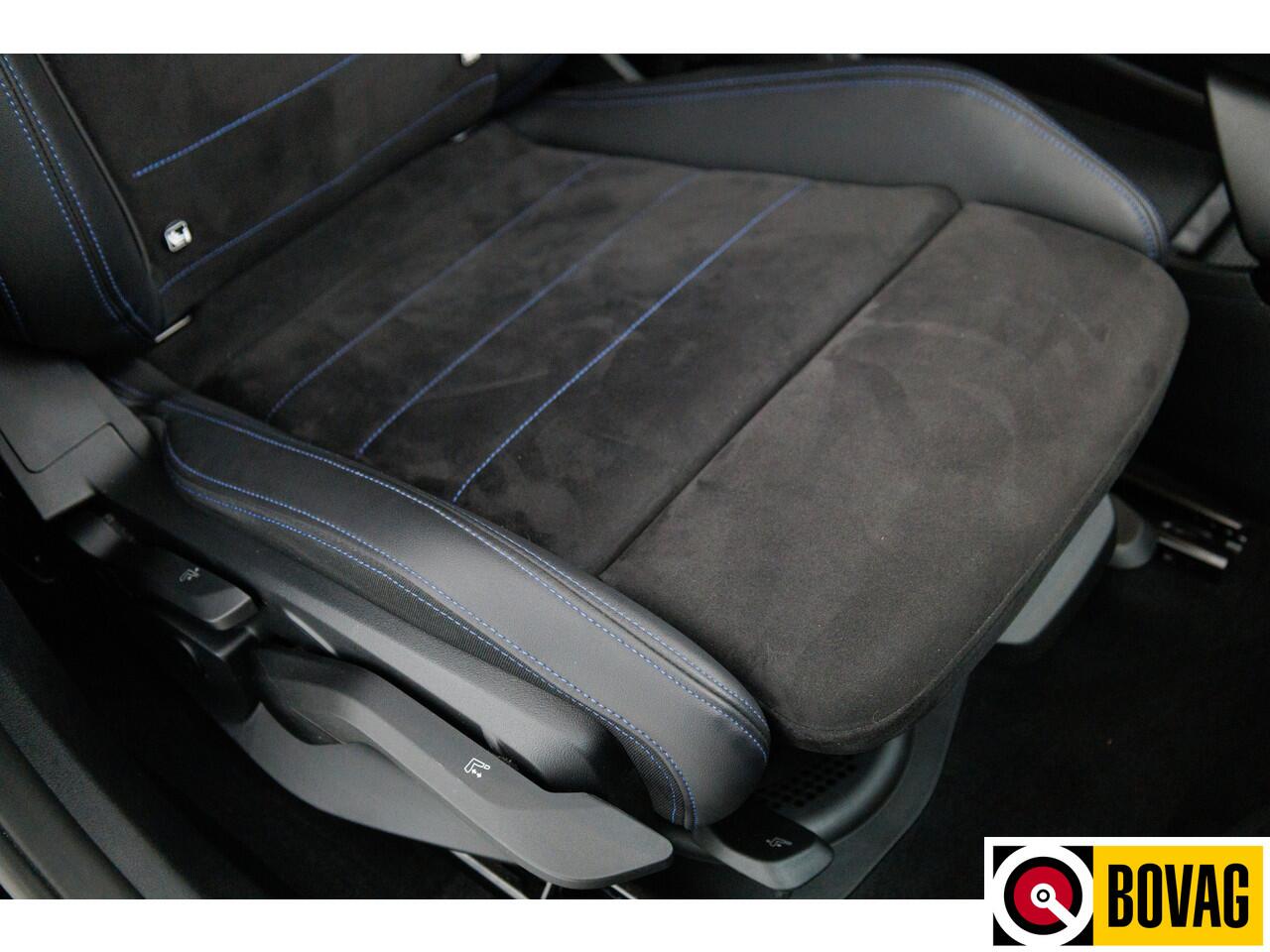 BMW X1 xDrive25e M-sport 245 PK | Stoelverwarming + massage | Stuurverwarming | Navigatie Keyless, Winterset, Elektrische achterklep, Privacy glas, App-connect, Cruise, Led