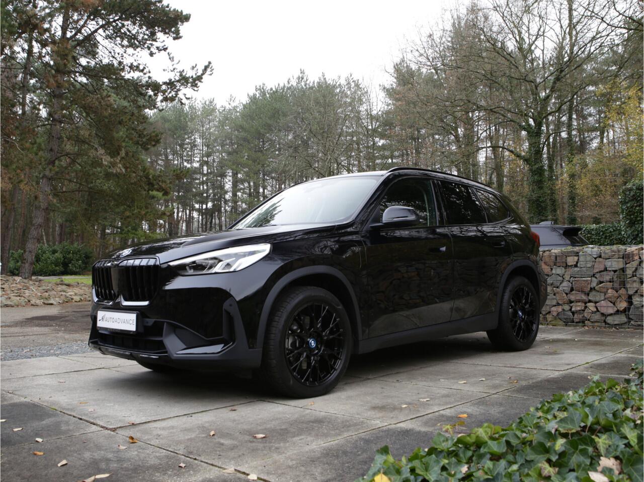 BMW X1 xDrive25e Black Design Pack