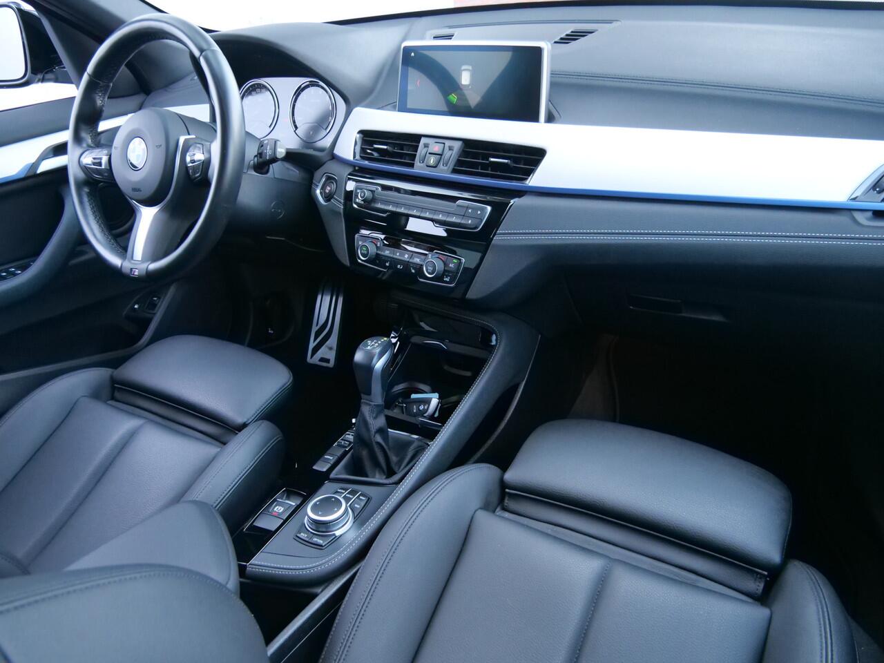 BMW X1 xDrive25e Hybrid M-Pakket Automaat LED / Trekhaak / 18 Inch