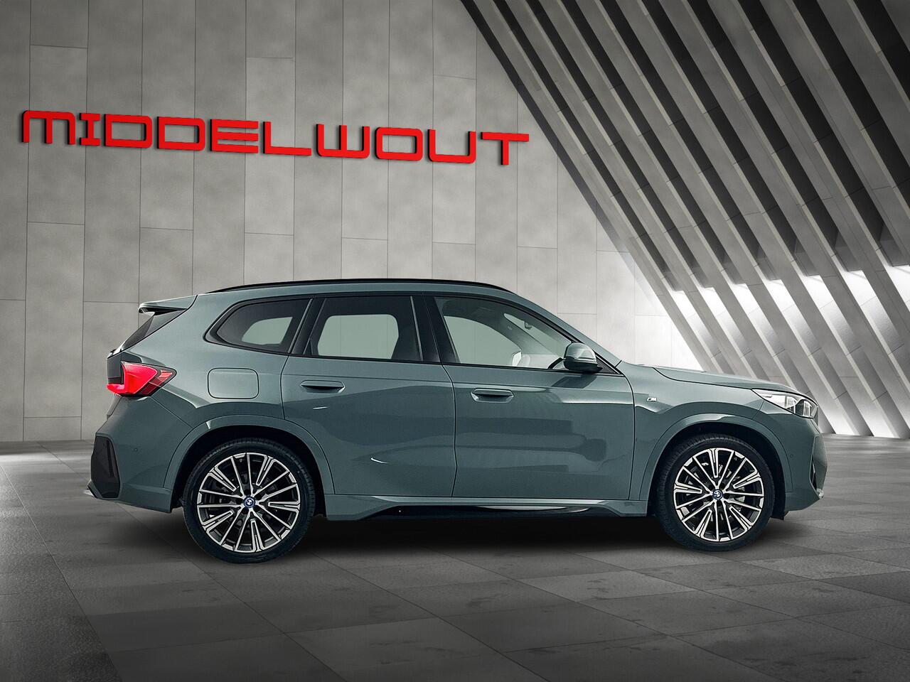 BMW X1 xDrive30e M-Sport/Pano/20"/Head-Up/BTW/Trekhaak