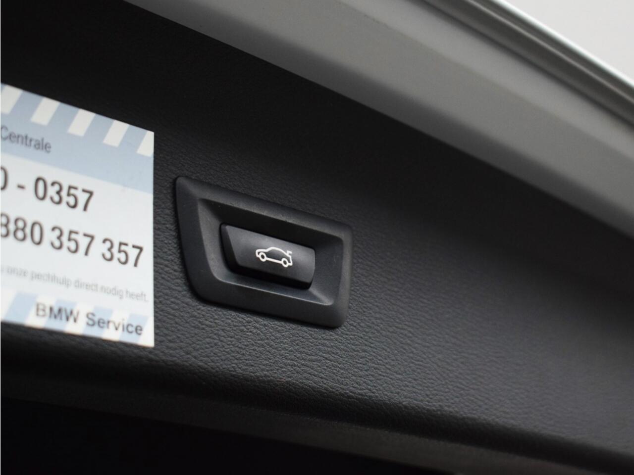 BMW X1 sDrive20i High Executive | 1e Eigenaar o Dealeronderhouden