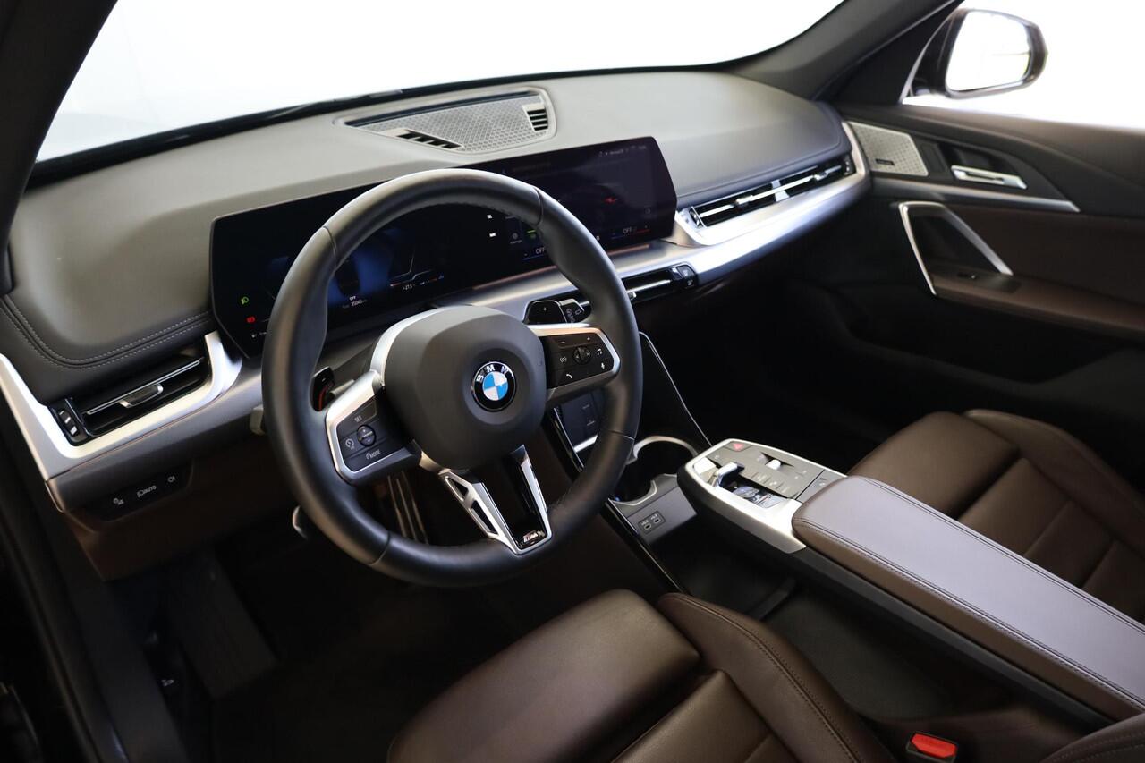 BMW X1 xDrive23i | M Sportpakket Pro | Premium Pack | Travel Pack | Comfort Pack