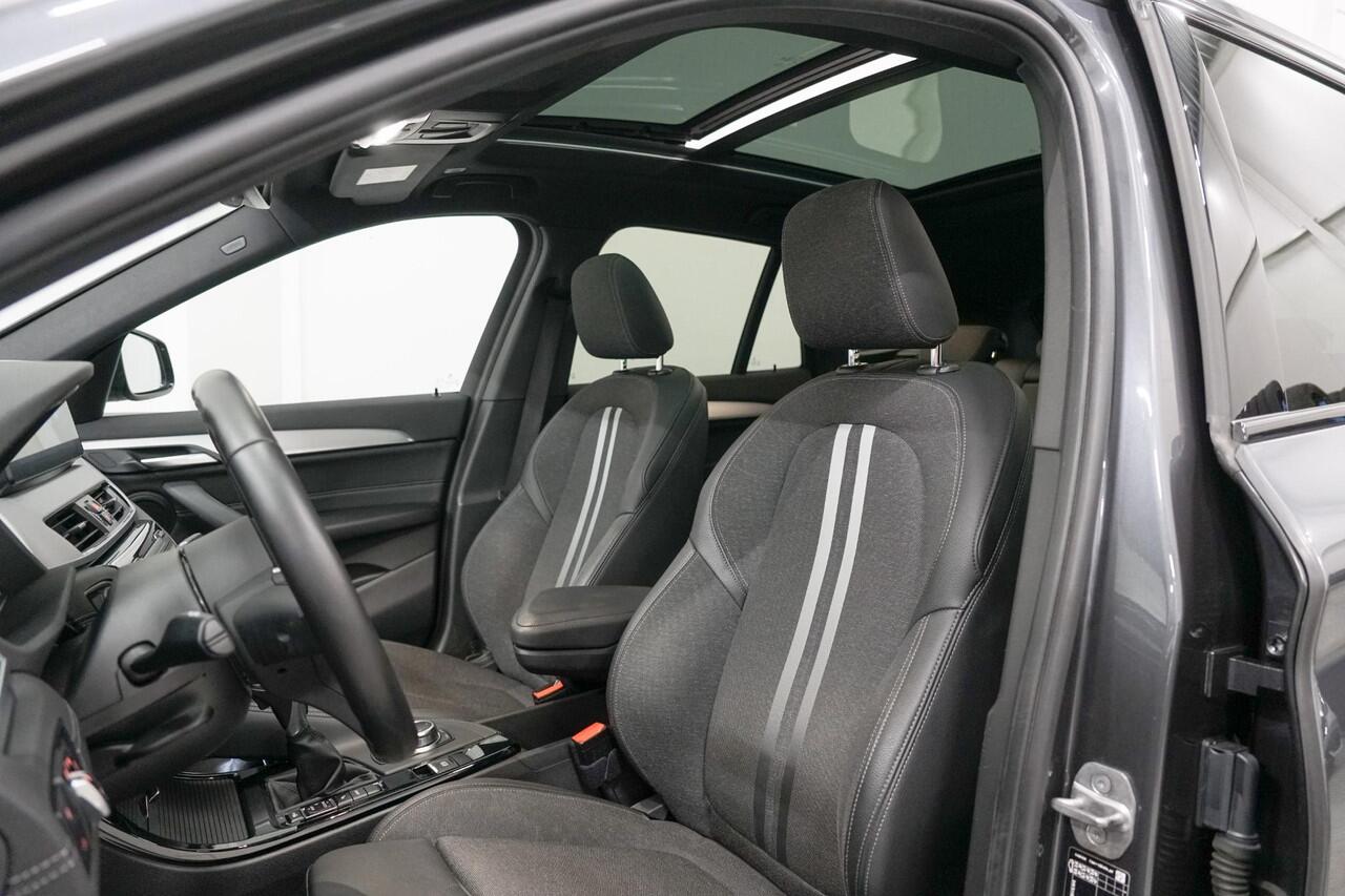 BMW X1 xDrive25e M-Sport | Panoramadak | Head Up | Hifi