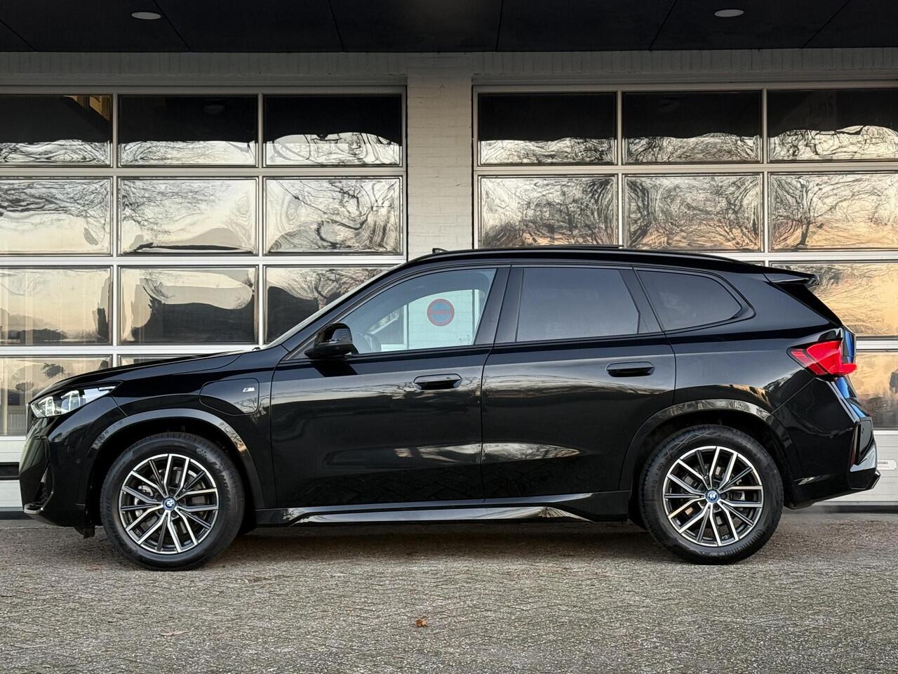 BMW X1 xDrive25e M SPORT | PANORAMA | DRIVING ASS PLUS | CAMERA | ELEKTR. STOELEN MEMORY | STOELVERWARMING |