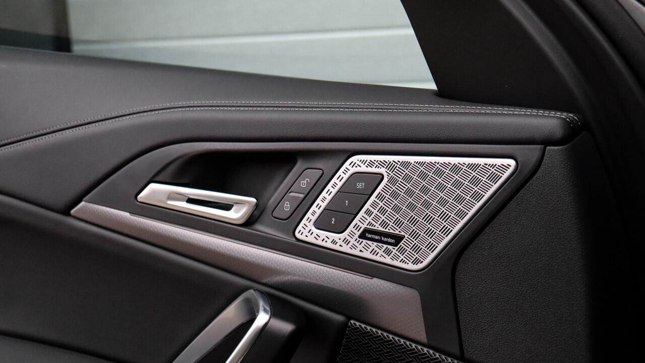 BMW X1 xDrive30e M-Sport Pro | Massage | Harman/Kardon | Panoramadak | Head-up | Trekhaak