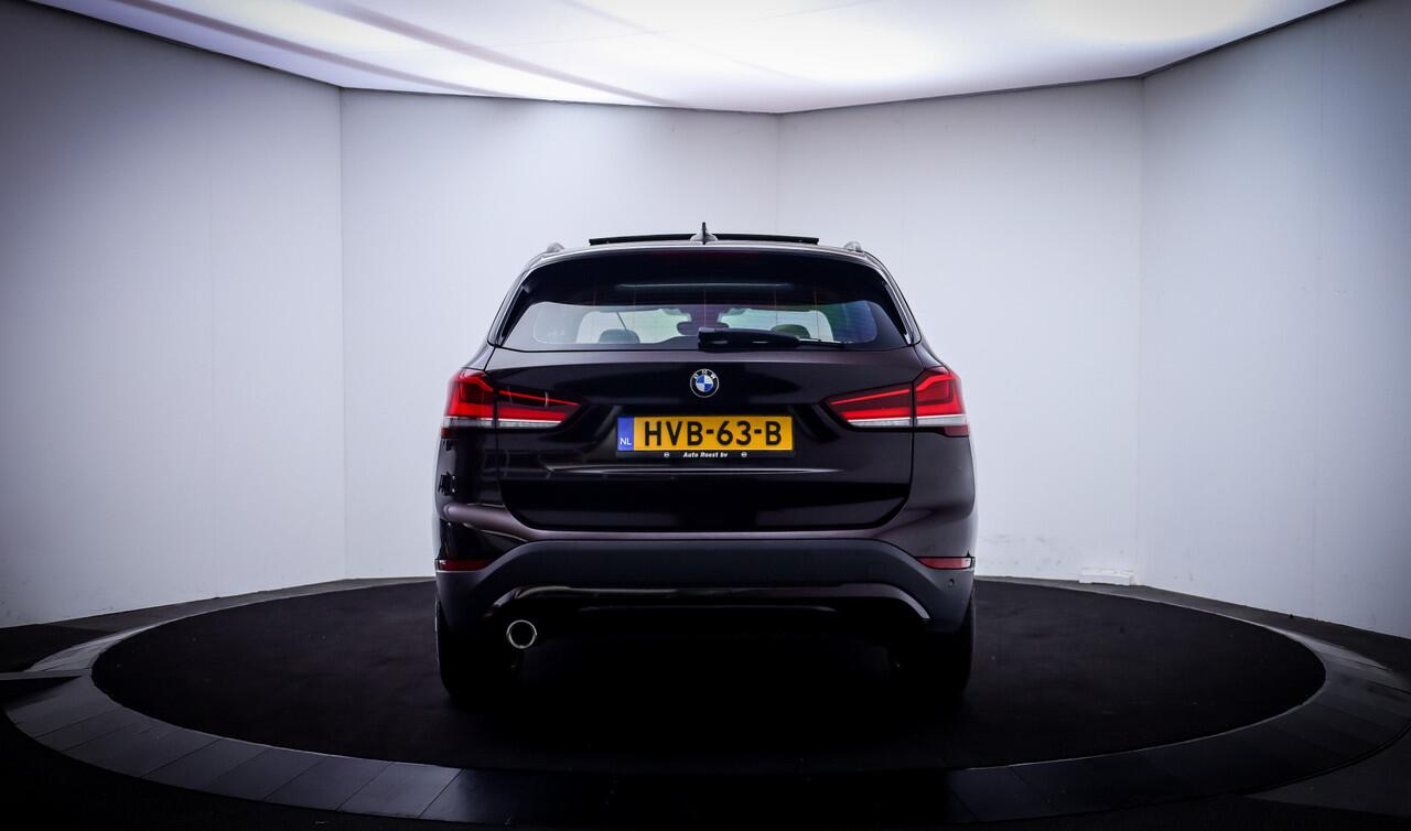 BMW X1 18iA SPORT LINE Edition PANO | FULL LED | NAVI | DAB | STOELVERW | AFN TREKHAAK | PDC V+A | LMV