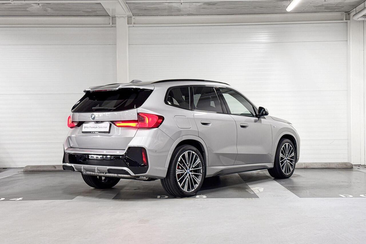 BMW X1 xDrive30e | M-Sport Pro | Travel Pack | Innovation Pack | Comfort Pack | Driving Assistant Professional | Harman/kardon | Panoramadak | Comfort Access | Trekhaak | Selections