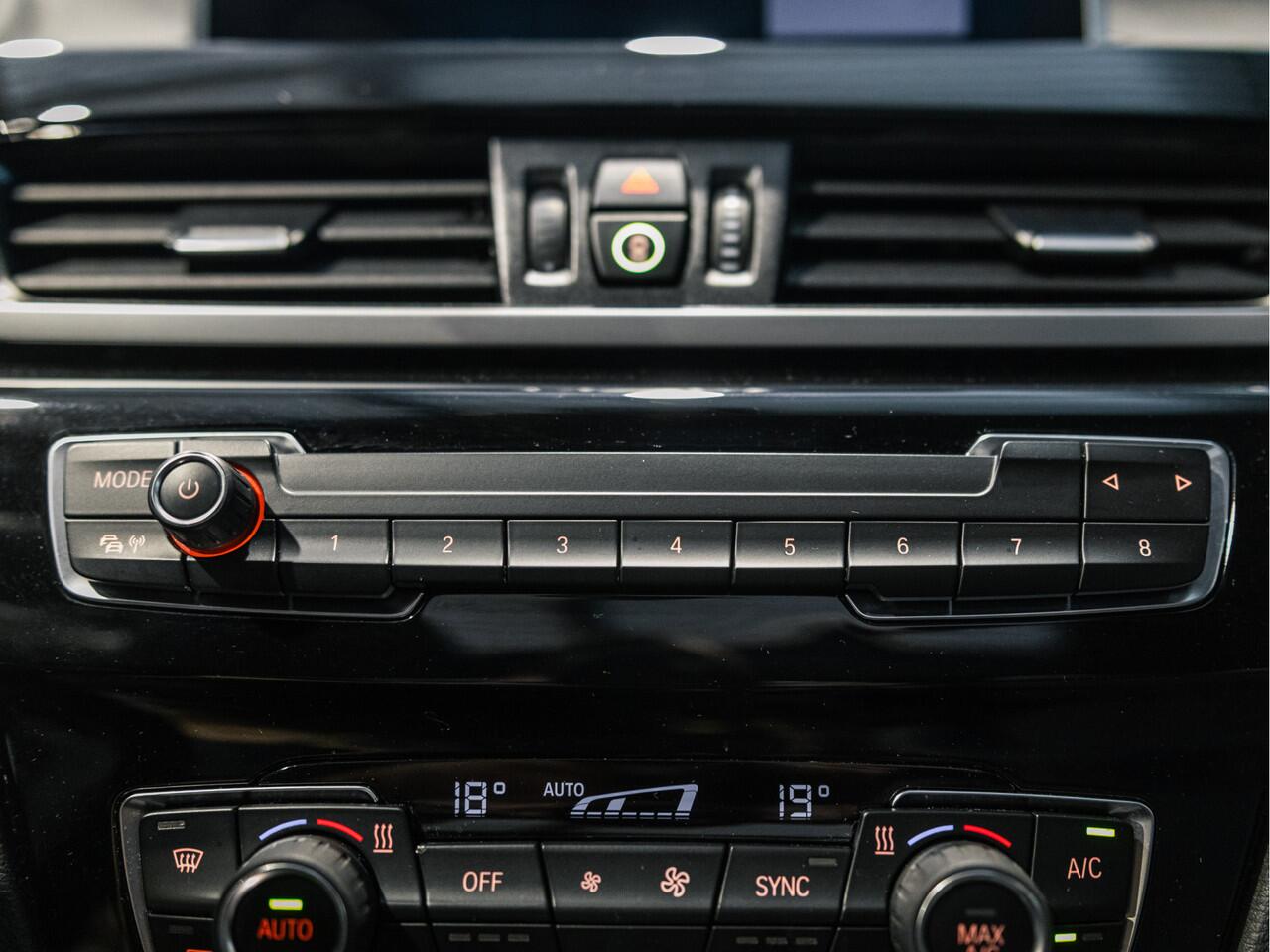 BMW X1 xDrive25e High Executive X-Line Panorama | Camera | 1e eigenaar | 220 PK