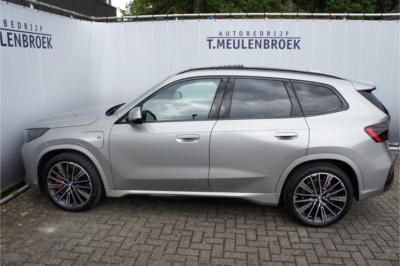 BMW X1 xDrive30e M Sportpakket Pro, Panoramadak,