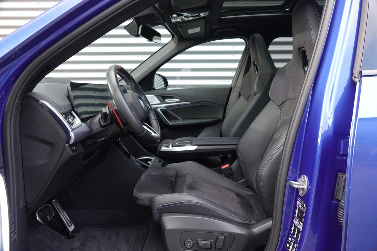 BMW X1 M35i | M sport Pro | Panorama | HUD | M Sportstoelen | Memory |
