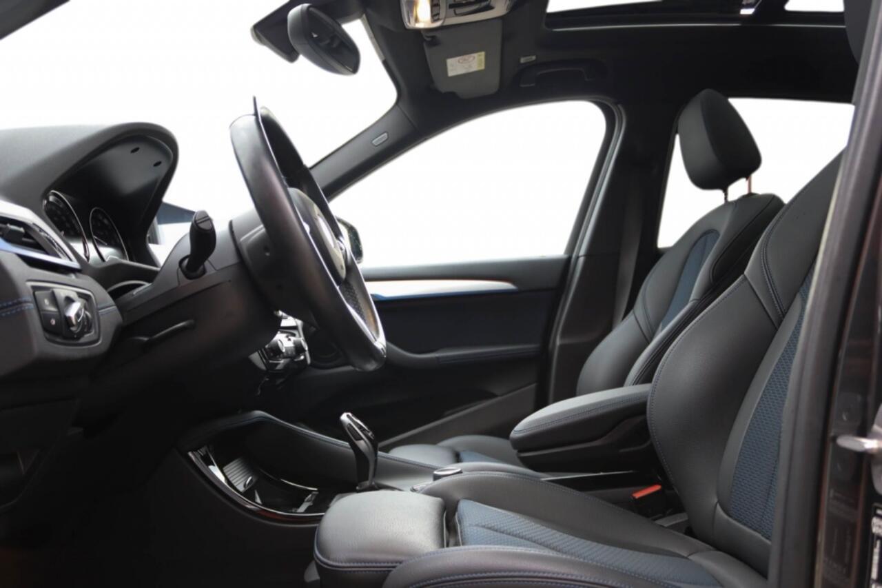 BMW X1 sDrive 20i M Sport Pano l Memory l Trekhaak l VOL OPTIES