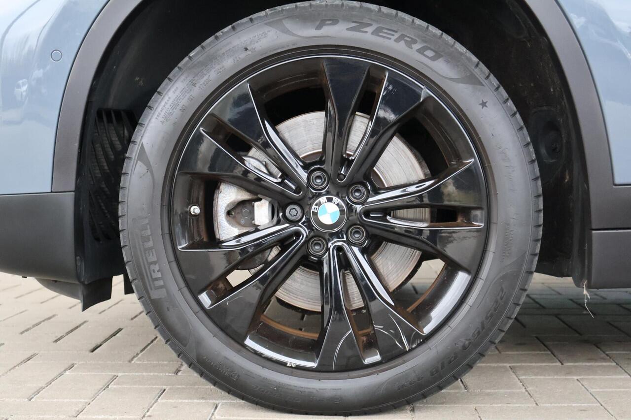 BMW X1 sDrive20i | High Executive | Parking Pack | xLine