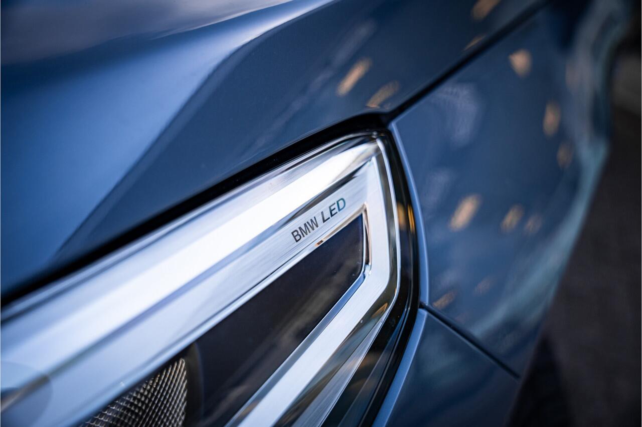 BMW X1 xDrive25e ** M Sport ** Leder ** 20inch ** Camera ** Tot 110km elektrisch bereik