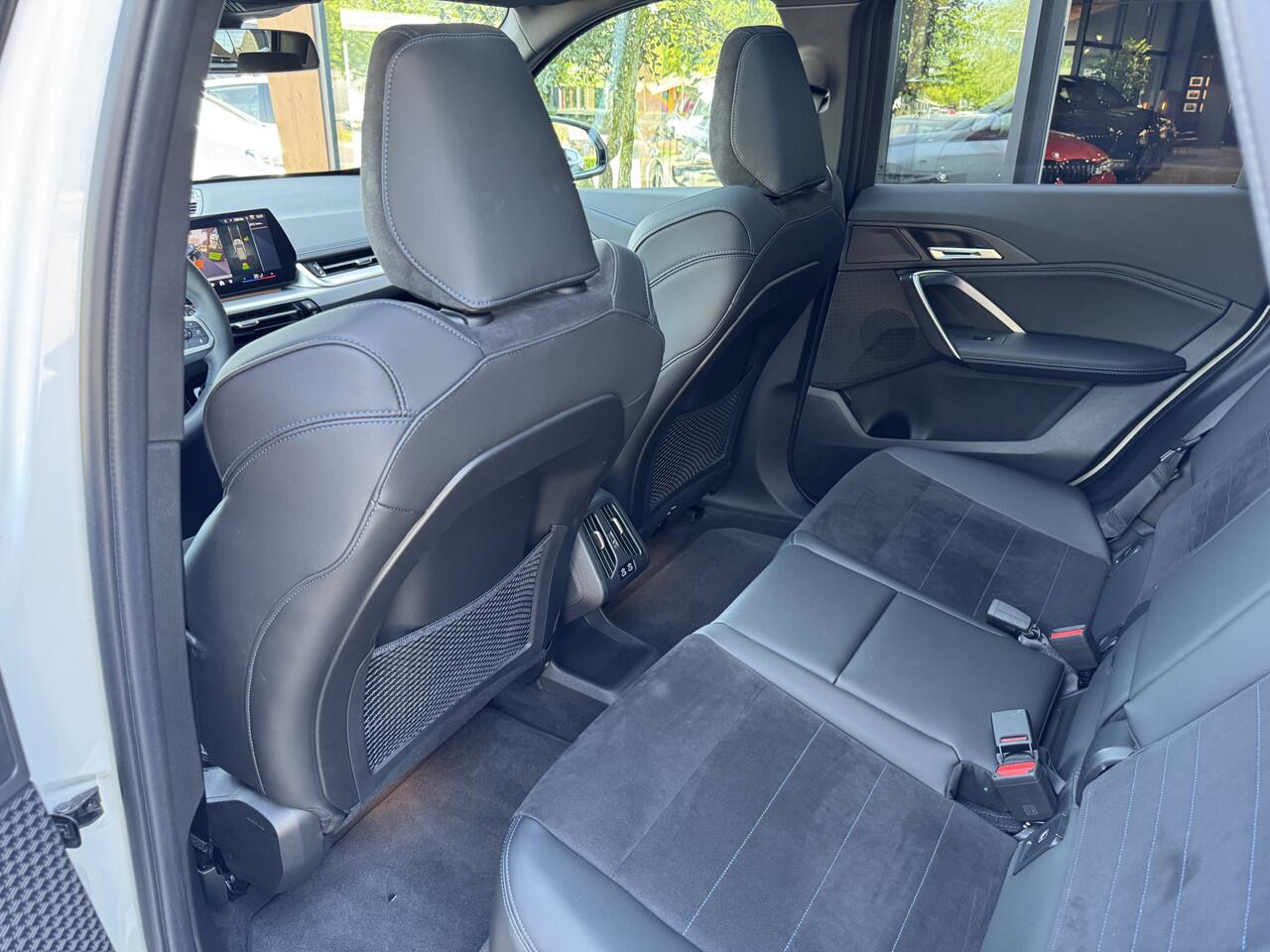 BMW X1 xDrive30e | M-sport | Pano | Driving Assist