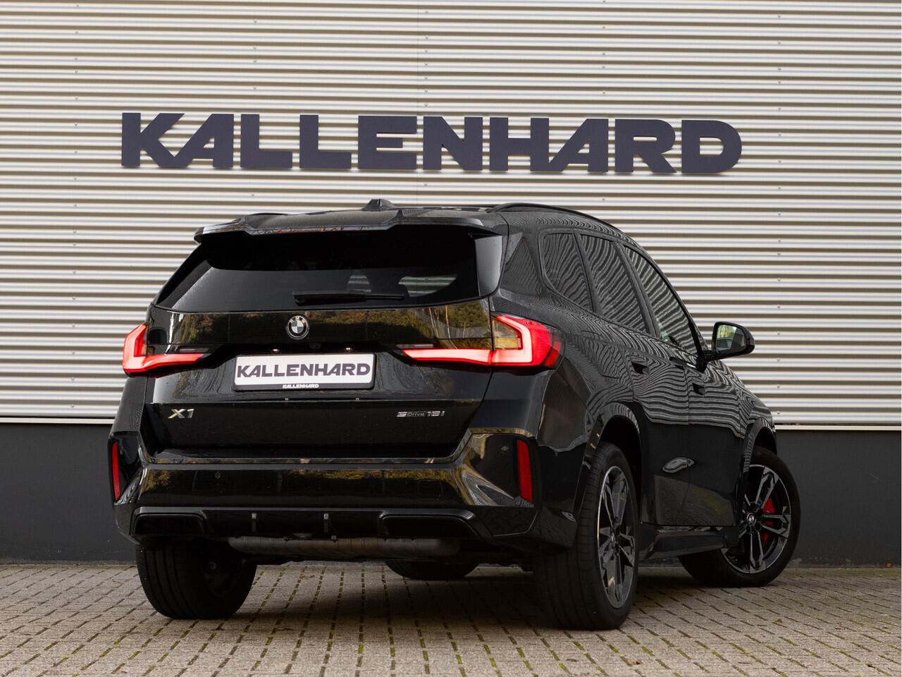 BMW X1 sDrive18i M-Sport Pro - Pano - Trekhaak - Driving Ass Plus - Harman Kardon