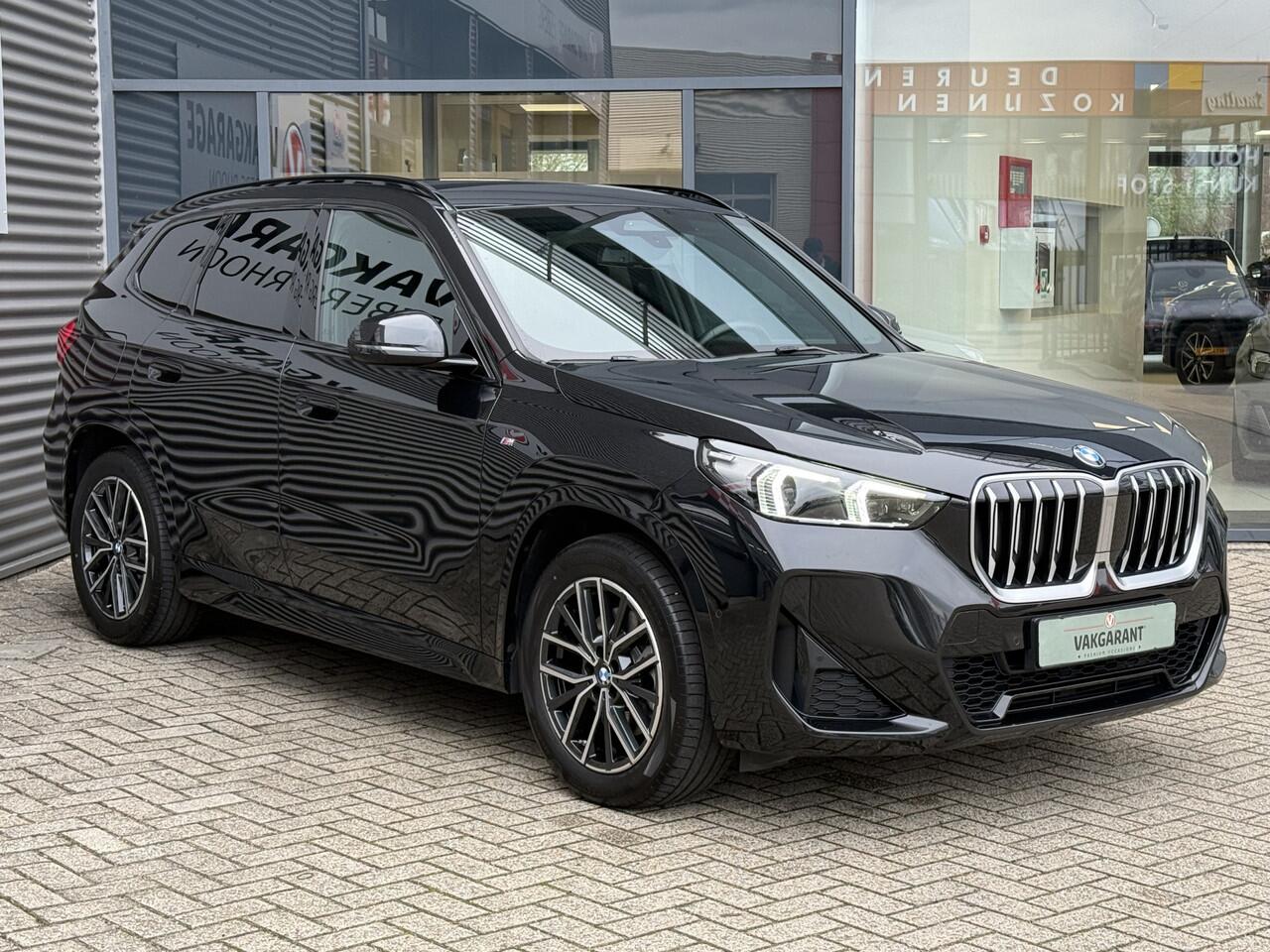 BMW X1 sDrive20i M-SPORT NAVI/CAM,MEM.STOEL,DODEHOEK