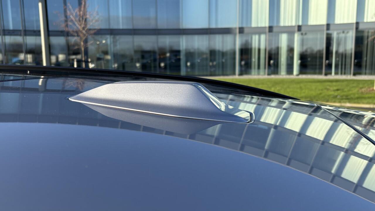 BMW X1 sDrive20i M-Sport schuifdak 19"