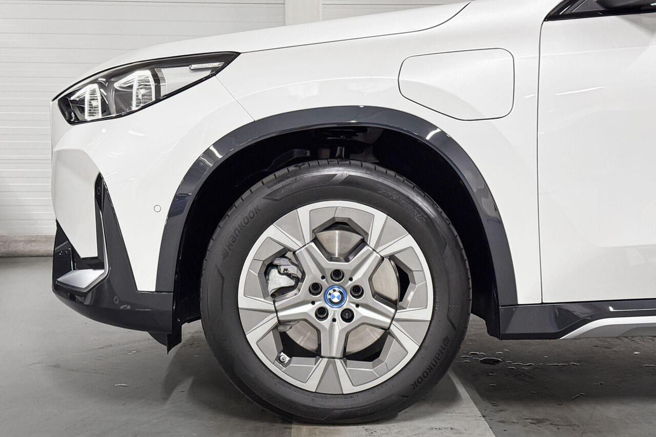 BMW X1 xDrive30e X Line | stoelverwarming | camera | Sportstoelen