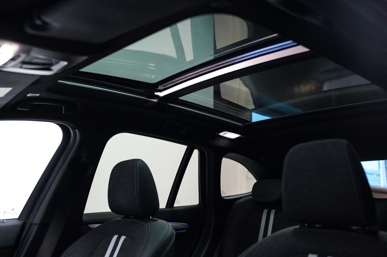 BMW X1 xDrive25e M Sport|Pano dak|Head up|Trekhaak|19 inch