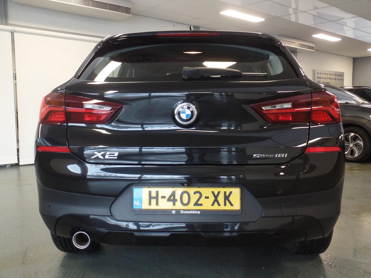 BMW X2 sDrive18i Executive Edition Navigatie, Achteruitrijcamera, Head up display, Elek achterklep, Cruise controle, Pdc V/A, Xenon, Lm velgen17'', Nederlandse auto, Ex eerste eigenaar!! auto Bovag afleverpakket 695,-