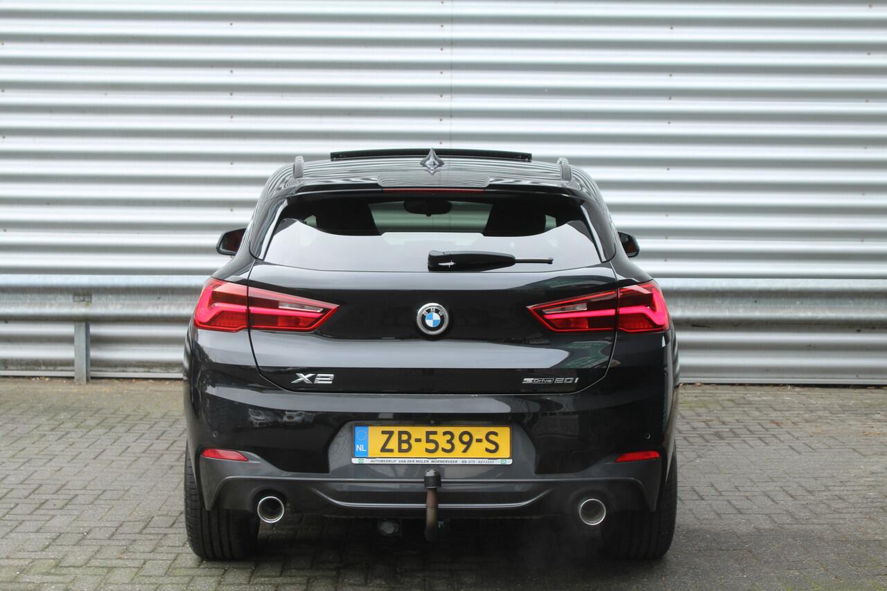 BMW X2 sDrive20i 192pk High Executive AUTOMAAT NL-Auto NAP 1e Eigenaar Panoramadak Clima Cruise Navi HUD El. Klep Trekhaak 1800kg