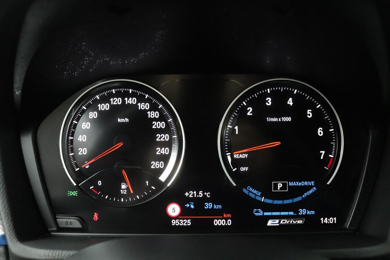 BMW X2 xDrive25e Executive M-Sport | Navigatie | Sfeerverlichting | Camera |