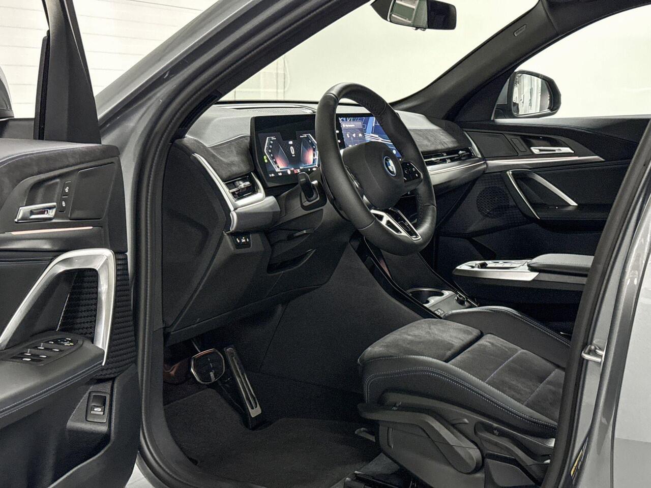 BMW X2 iX2 eDrive20 | M-Sport | Premium Pack | Comfort Access | Selections