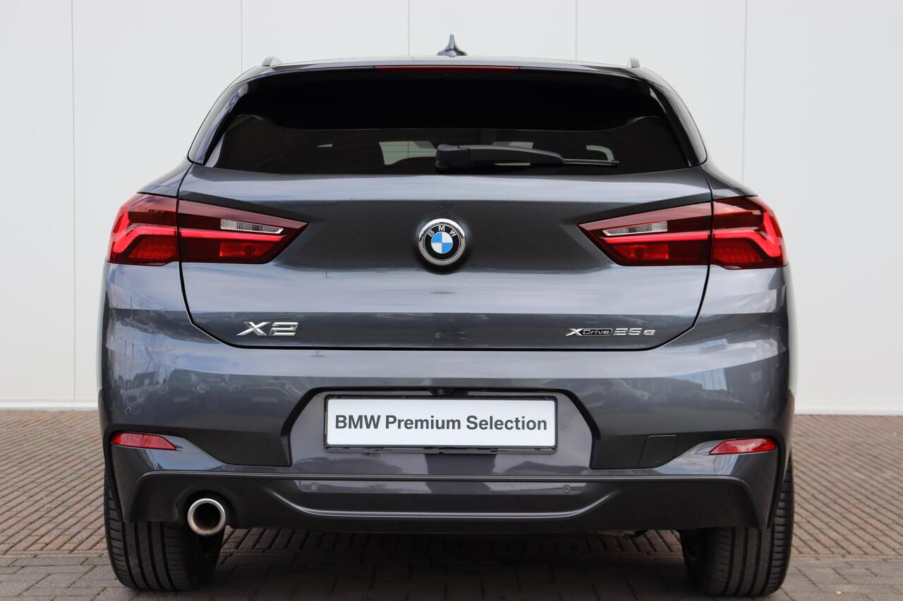 BMW X2 xDrive25e M Sport/ Achteruitrijcamera/ Sportstoelen/ Cruise Control/ Driving Assistant/ Head-Up/