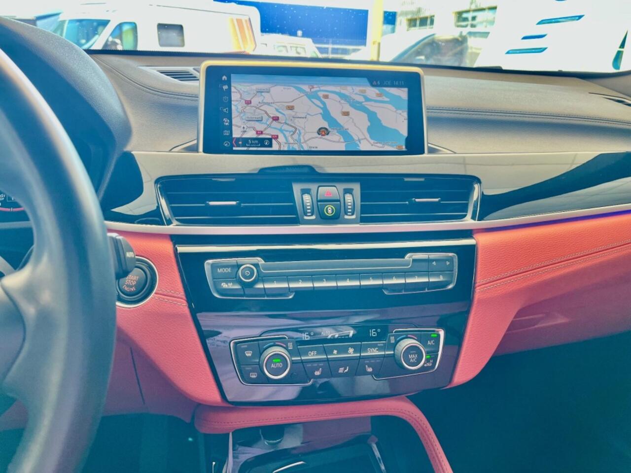 BMW X2 sDrive 1.8i AUT. H. Executive 61.050km