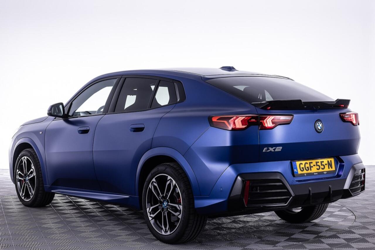 BMW X2 iX2 eDrive20 67 kWh M-Sport | SOH 100% | Head-Up | harman/kardon
