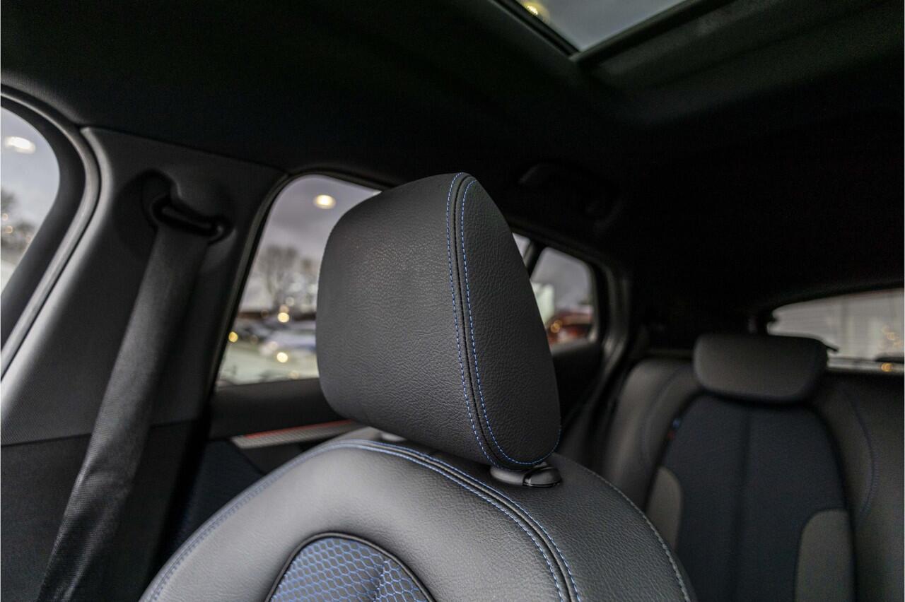 BMW X2 sDrive20i High Executive M-Sport | Pano | 20" | LED