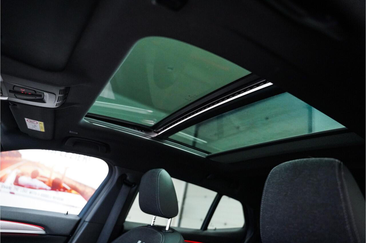 BMW X2 xDrive25e M Sport|Pano dak|Head up|Camera|19 inch