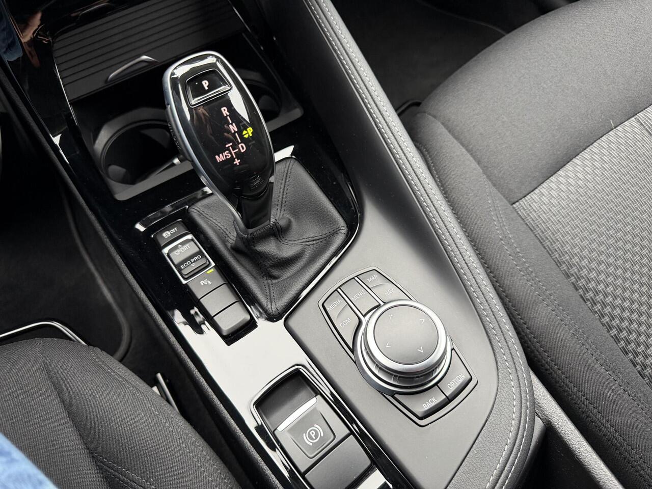 BMW X2 sDrive18i Nieuwstaat!