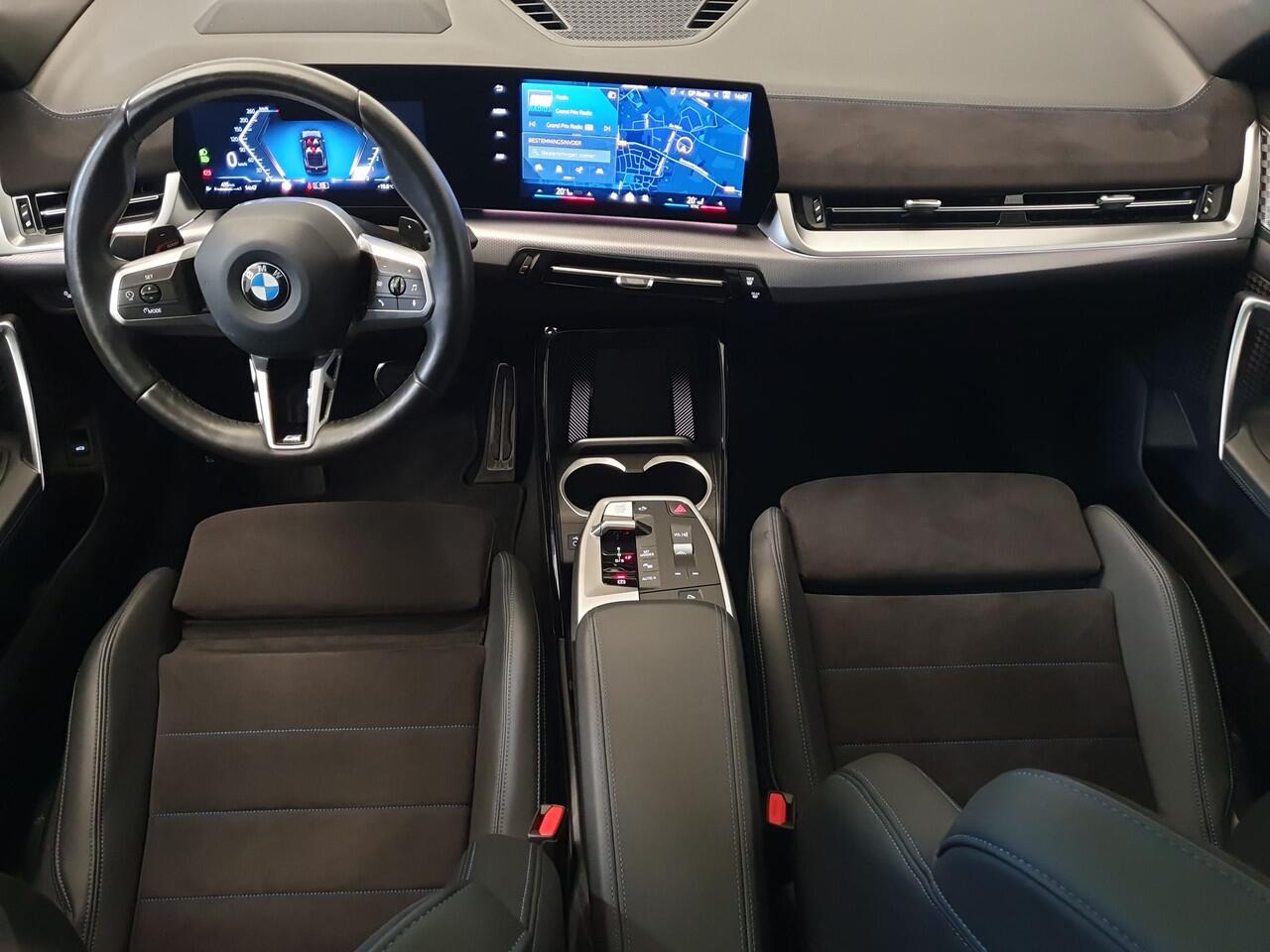 BMW X2 sDrive20i M-Sport Pro Harman Kardon, Panorama dak, Trekhaak, Head-up, 21"