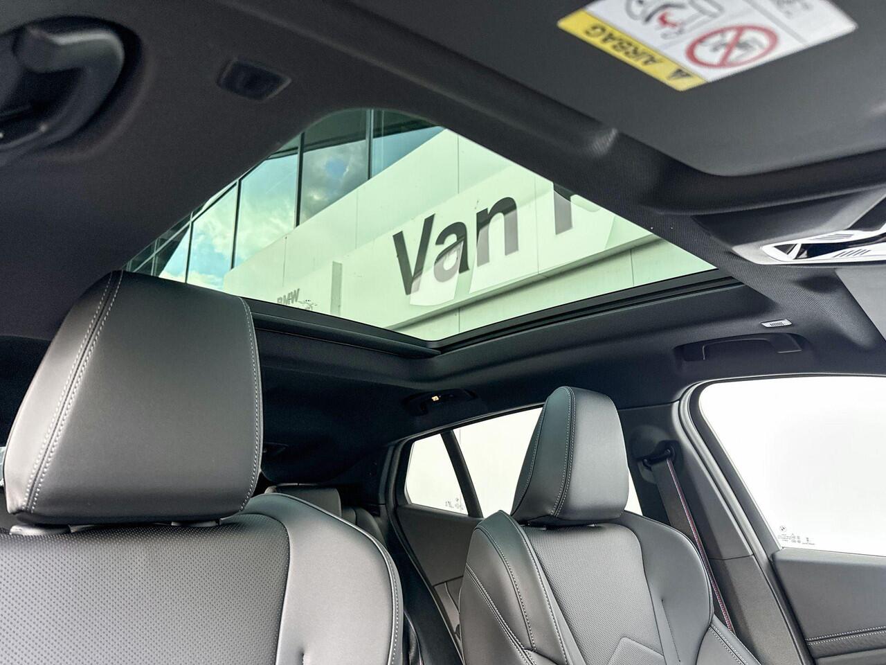 BMW X2 iX2 eDrive20 | M Sport Pro | Innovation Pack | Comfort Pack