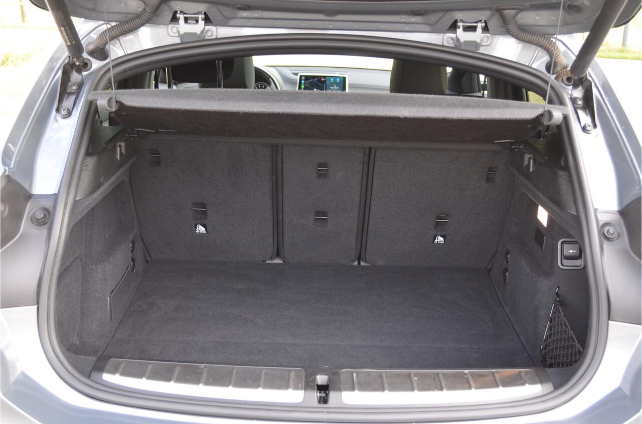 BMW X2 xDrive25e M Sport Pano | a.Camera | Carplay | 19'' LMV | Leer | Stoelverwarming | Getint glas