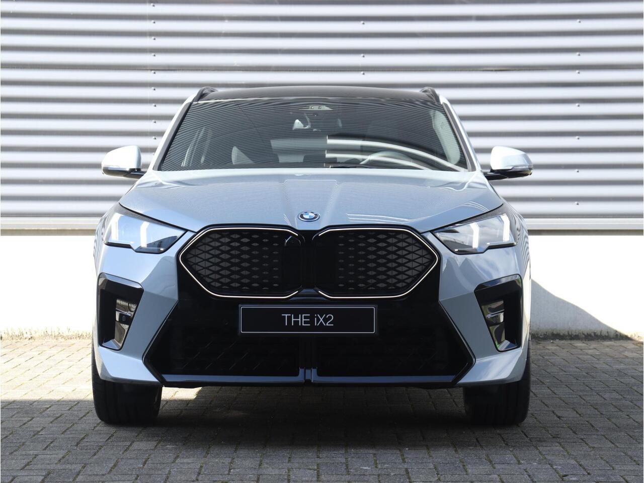 BMW X2 iX2 xDrive30 | M Sport Package | Equipment Package Pro | Comfort Pack