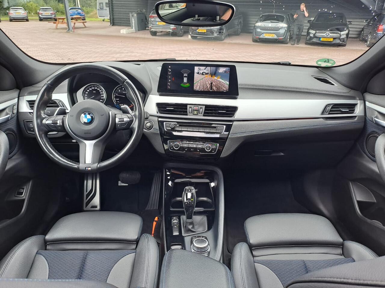 BMW X2 sDrive20i High Executive M Sport 192PK | Pano | Trekhaak | LED | Stoelverwarming | ACC | Vol |