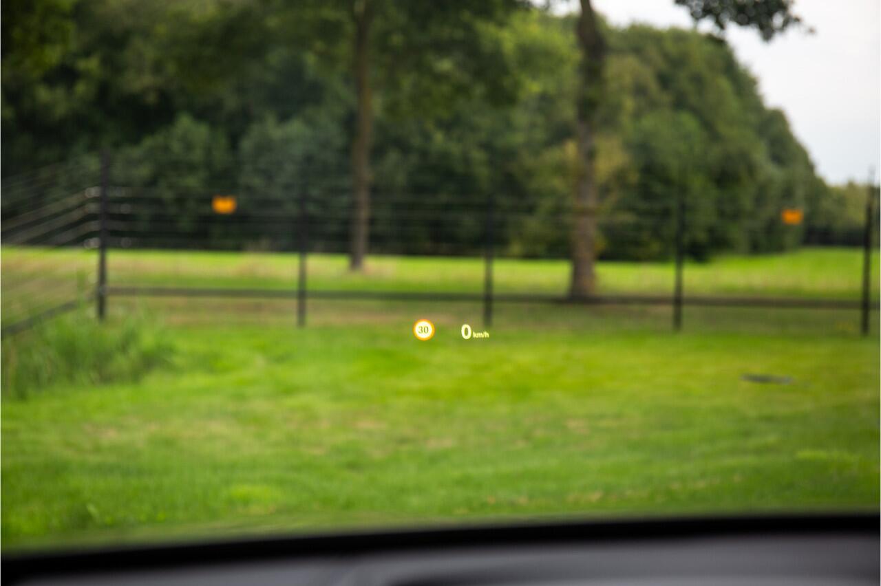 BMW X2 sDrive20i Business Edition , M-pakket, Panoramadak, Head-up display, BMW-Led