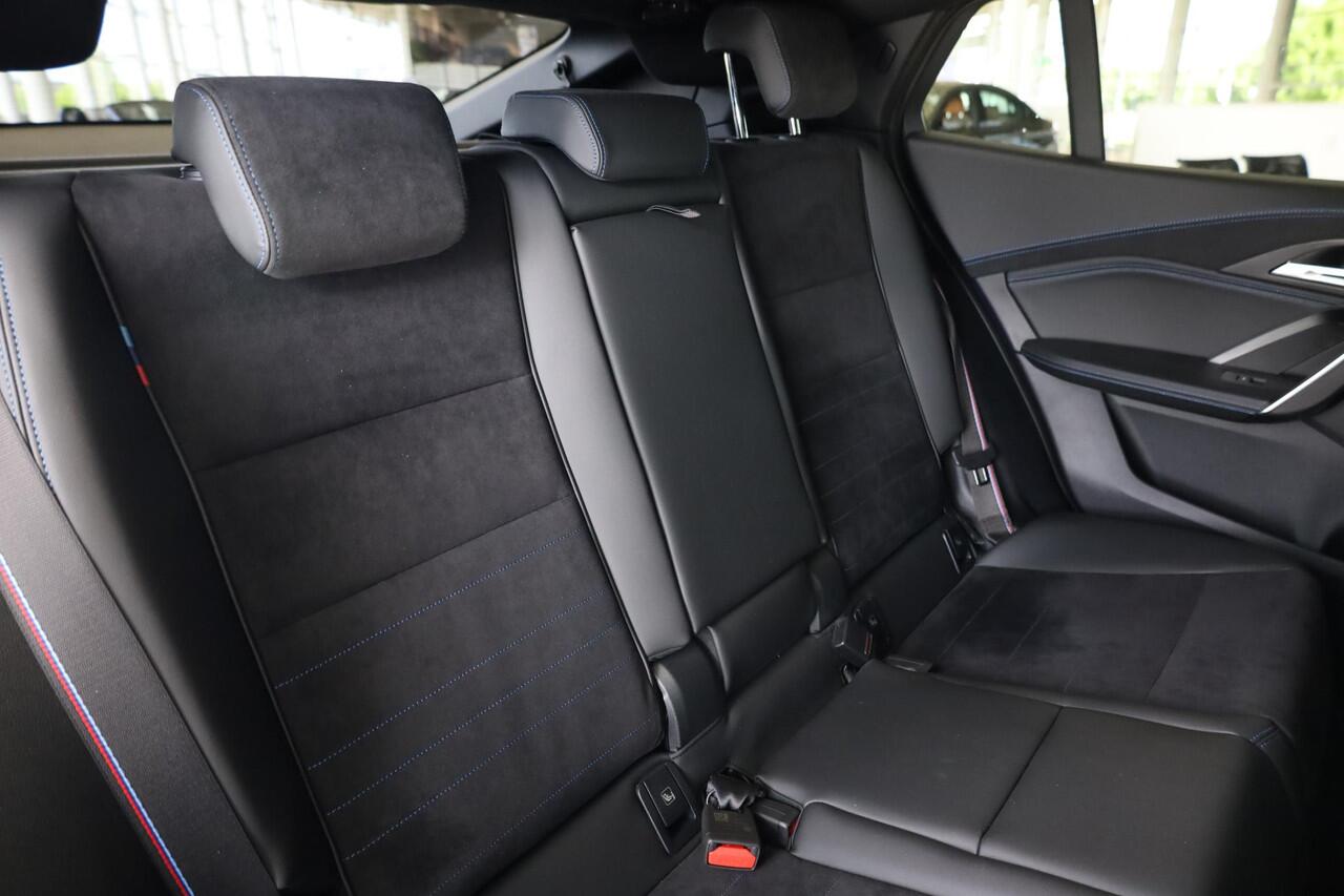 BMW X2 iX2 eDrive20 M Sportpakket Pro | Driving Assitant Plus | Elektr. Trekhaak | Premium & Comfort Pack | Ekris Selection