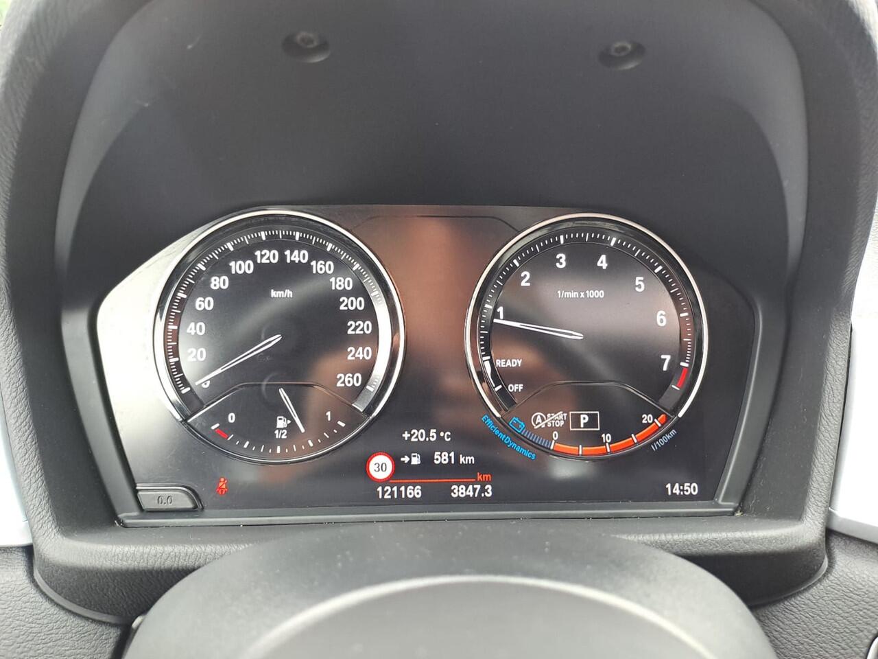 BMW X2 sDrive20i High Executive M Sport 192PK | Pano | Trekhaak | LED | Stoelverwarming | ACC | Vol |