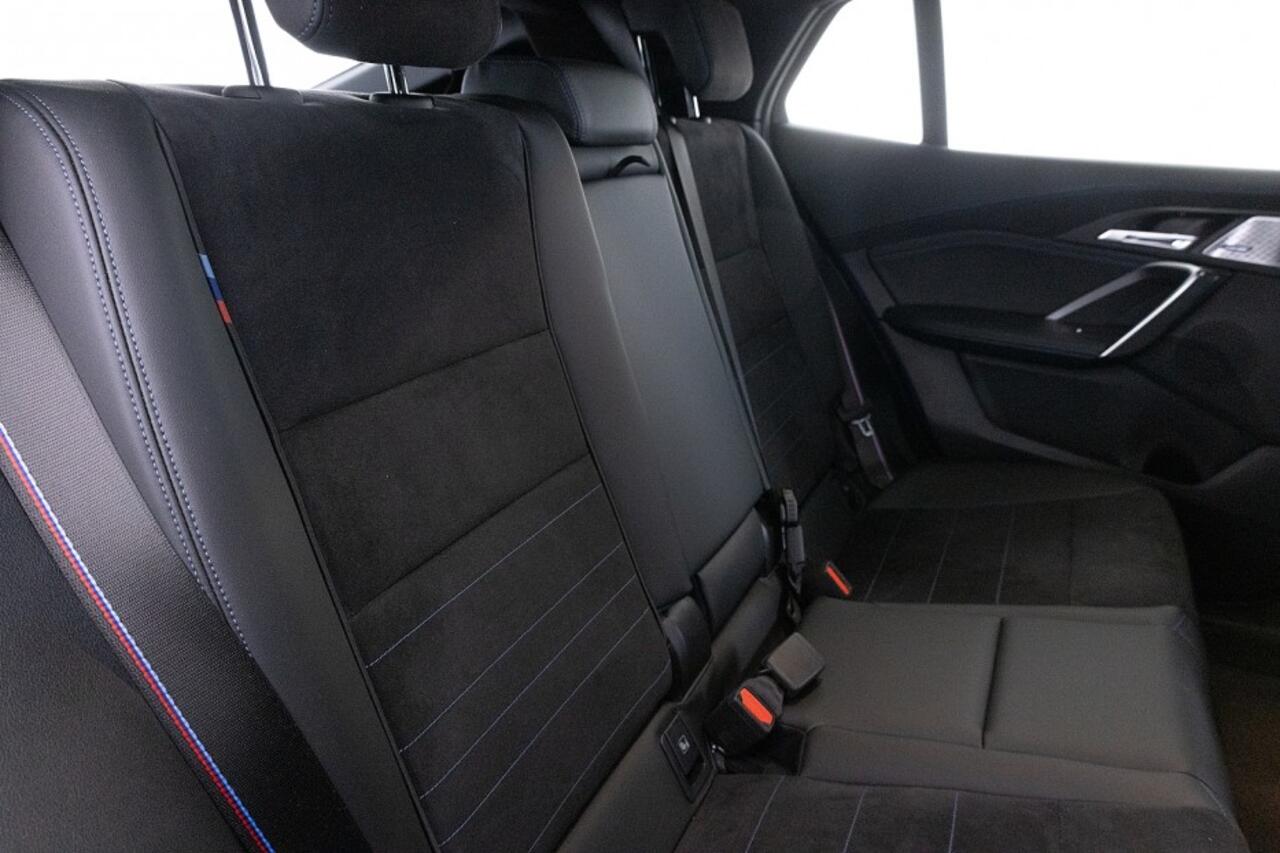 BMW X2 iX2 eDrive20 67 kWh M-Sport | SOH 100% | Head-Up | harman/kardon