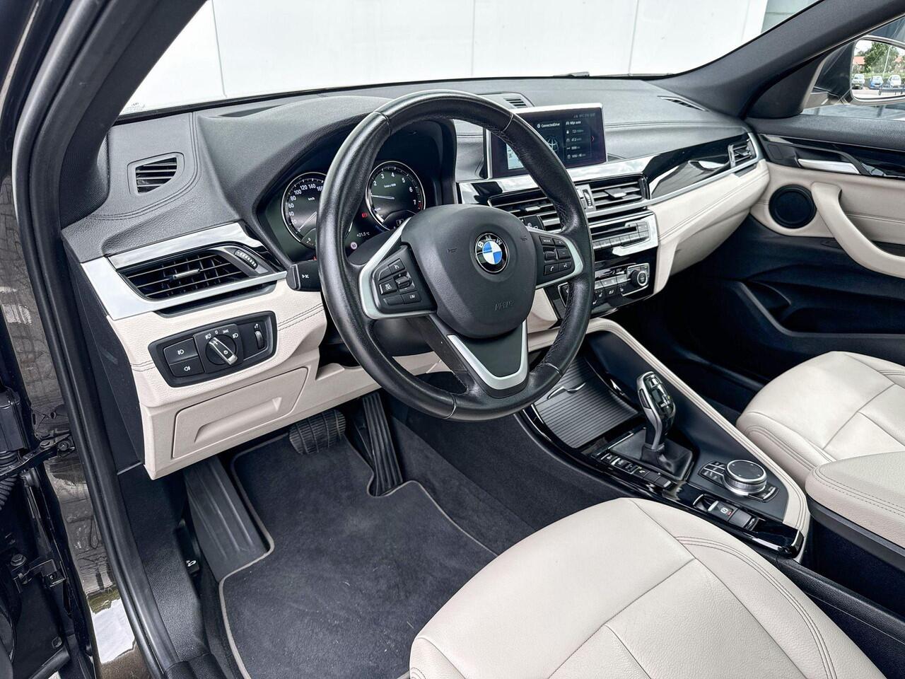 BMW X2 sDrive18i High Executive | Achteruitrijcamera | Panoramadak