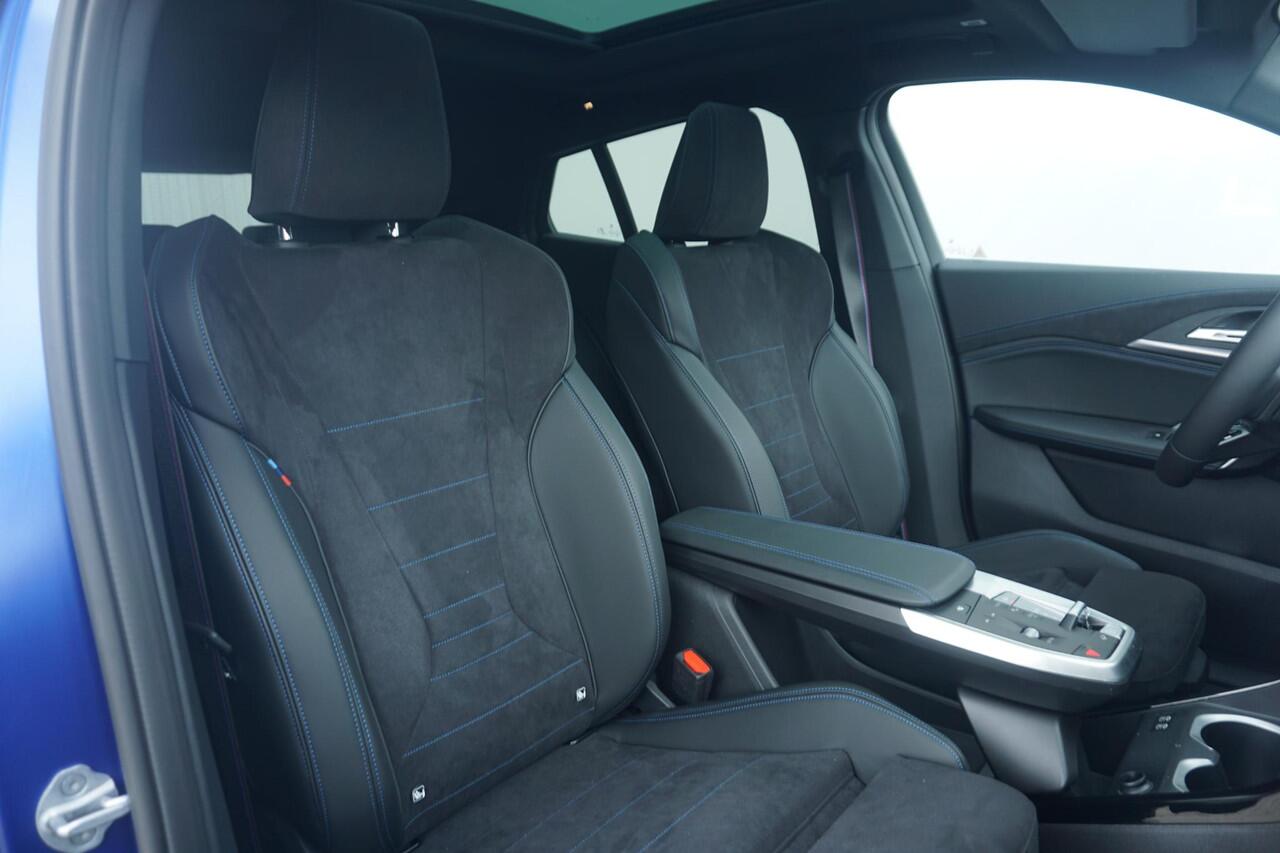 BMW X2 sDrive20i 20'' / Panoramadak / Elektrisch verstelbare stoelen / Harman Kardon / Trekhaak